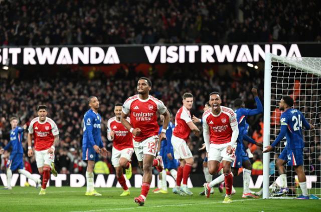 开云体育官网app下载-【英超】角球对轰！阿森纳2比1十人切尔西5分领跑